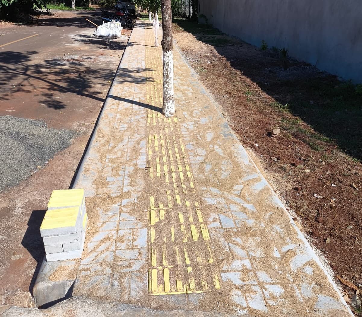 Calçada residencial acessível